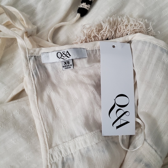 Q&A Cover up or Dress Size XS - Picture 5 of 6